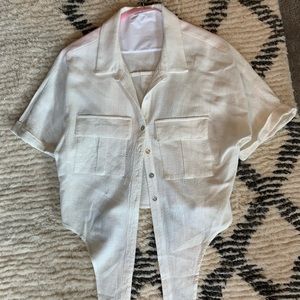 Wishlist apparel creme linen shirt with bottom tie